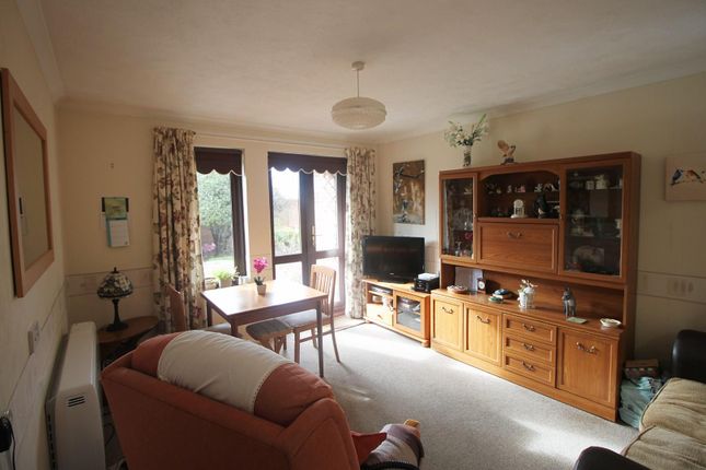 Flat 7, Hambleside Court, Hamble Lane, Hamble photo 3