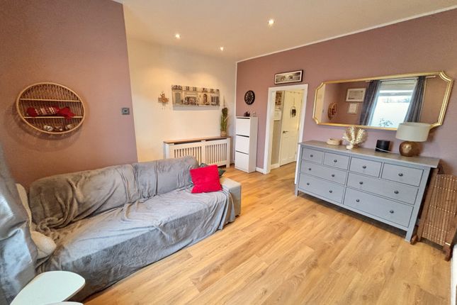 22, Ormerod Street, Thornton photo 3