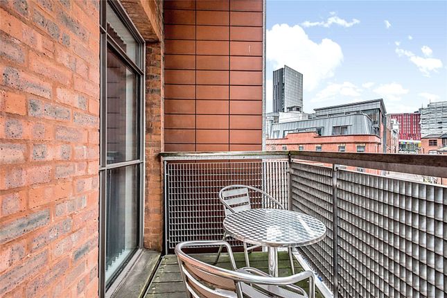 Flat for sale in Deansgate Quay, 384 Deansgate, Manchester, Greater Manchester