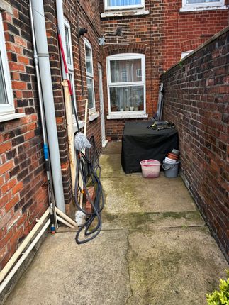 25, Palgrave Road, Great Yarmouth photo 5