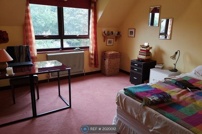 Room to rent in Landsborough Gate, Milton Keynes