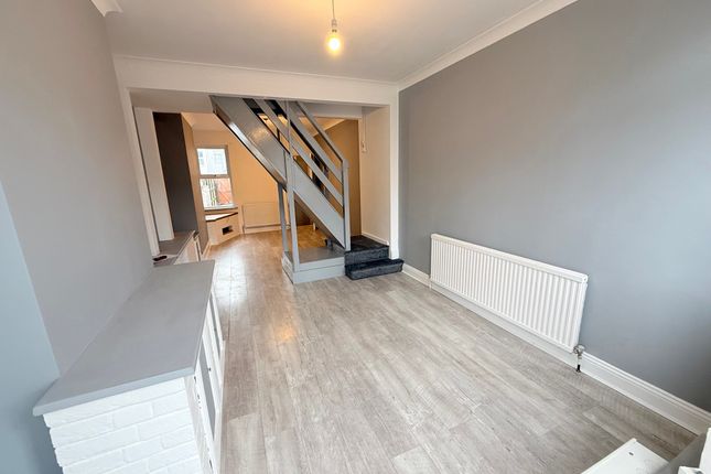 127, Wollaston Road, Lowestoft photo 3