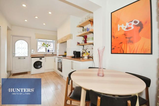 26, Park View, Chesterfield photo 4