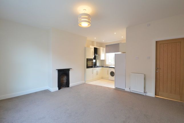 Flat to rent in Apart 1, 29A Stockport Road, Marple, Stockport SK6