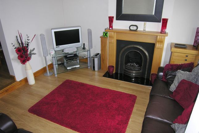 16, Crombey Street, Swindon photo 2