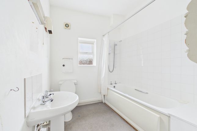 Flat 4, Kendrick House, Kendrick Lane, Stroud photo 4