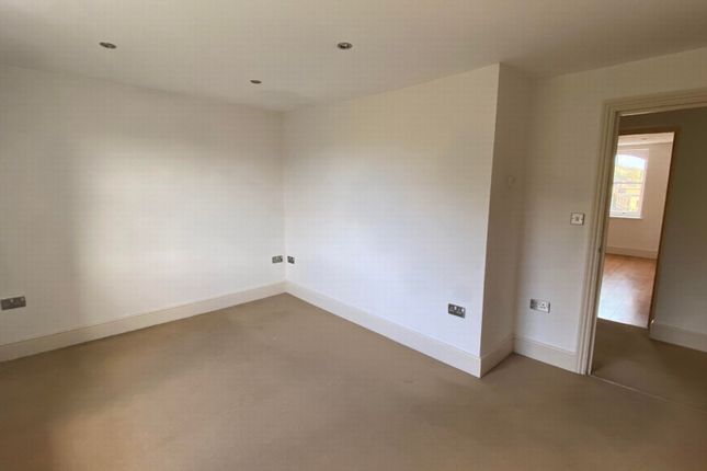 Flat 7 Hillersdon House 14, Godwyne Road, Dover photo 5