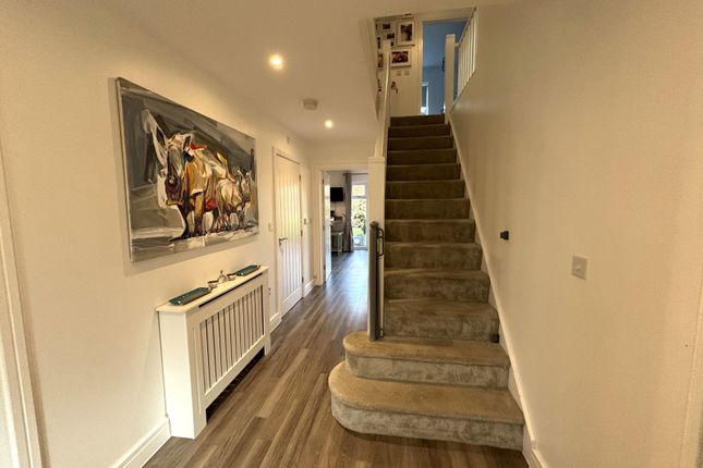 56 Seymour Drive, Marden photo 2