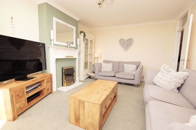 41, Marine Parade West, Lee-On-The-Solent photo 4