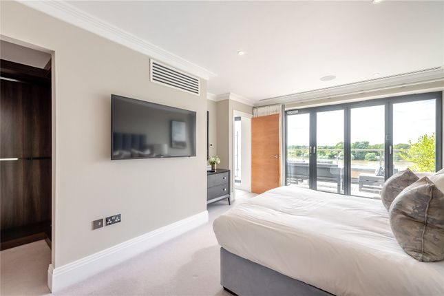 4, Oxbridge Terrace, Rainville Road photo 4