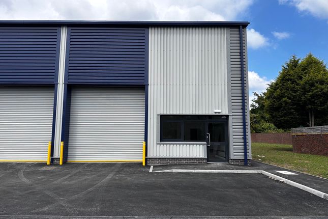 Thumbnail Industrial to let in Unit A, Westminster Industrial Estate, Cradley Road, Cradley Heath