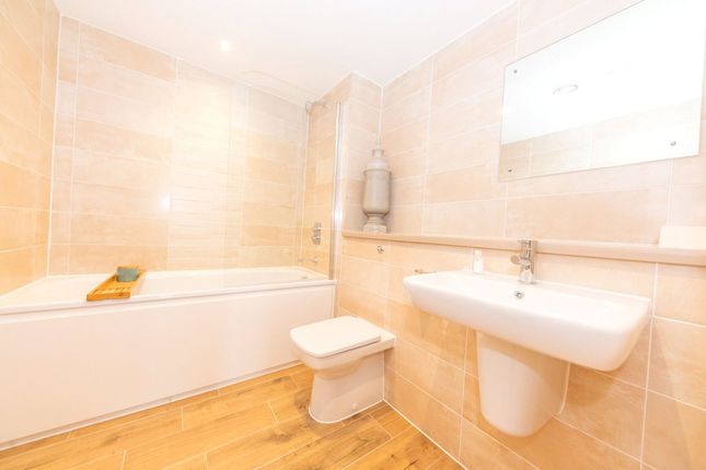 1108B Manchester Waters, 3 Pomona Strand, Old Trafford photo 3