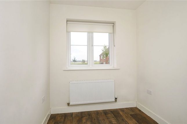 46, Heather Drive, West Yorkshire photo 3