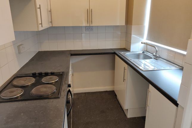 Flat 6, Sheerness photo 3