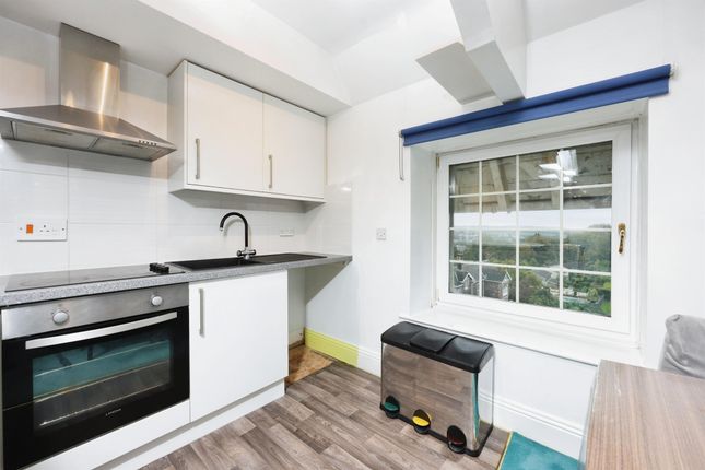 Flat 10, Tremarran Court, Crescent Road, Ivybridge photo 3
