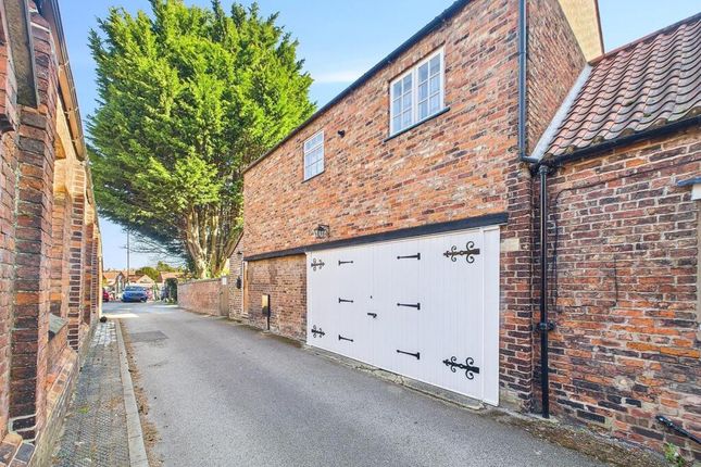 129A, Eastgate, Louth photo 2