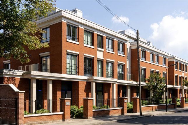Flat 3.1, 29, Broomhouse Lane, London photo 4