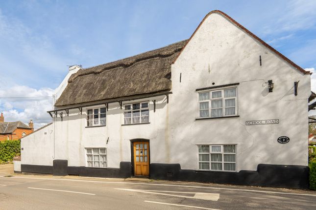 2-bed house on 3 Stores Cottages High Street, Great Yarmouth, £260,000