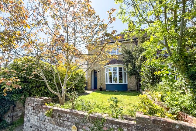 255, Eastbourne Road, Polegate photo 4