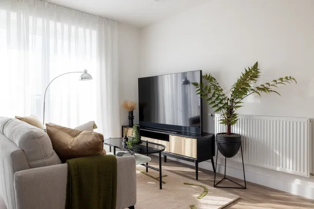 Square Roots - Hendon