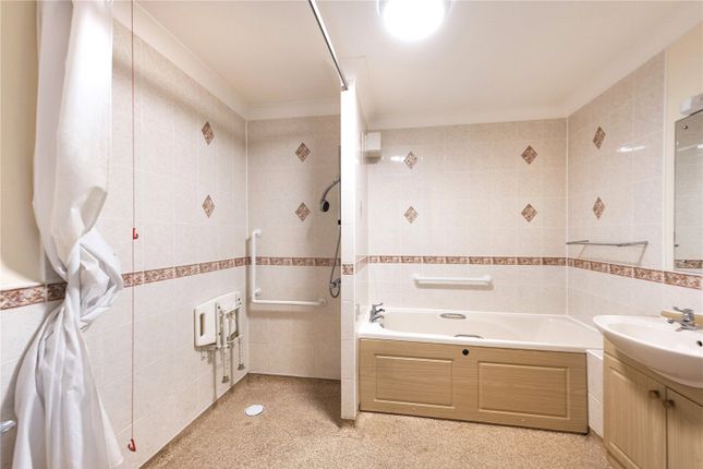 45, Roman Court, Kent photo 5