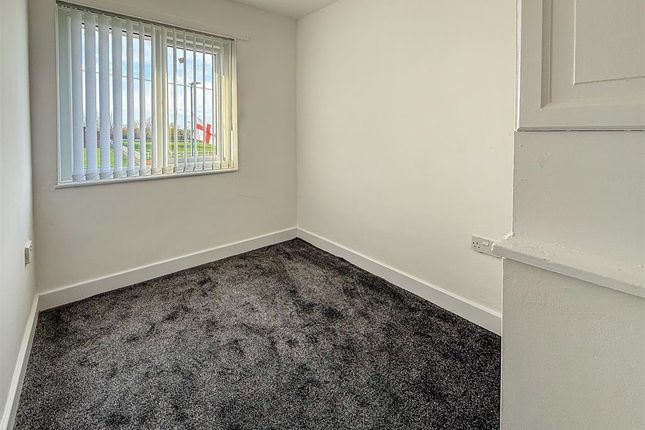 23, Eccleston Walk, MIDDLESBROUGH photo 5