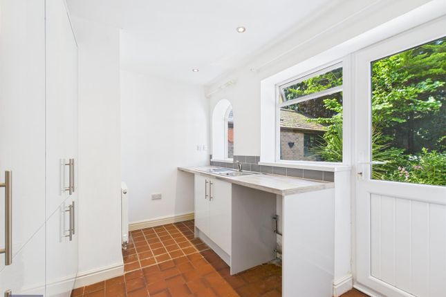 1, Norwood Far Grove, Beverley photo 4
