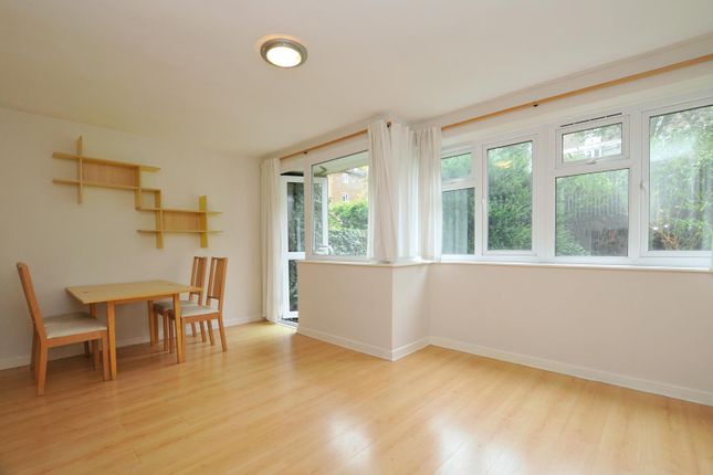 Thumbnail Maisonette for sale in Howard Road, London