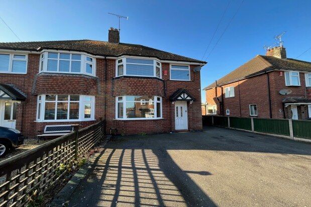 Thumbnail Property to rent in Weaver Road, Uttoxeter