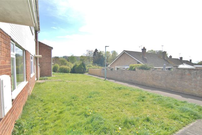 20A,, The Chase, Stroud photo 3