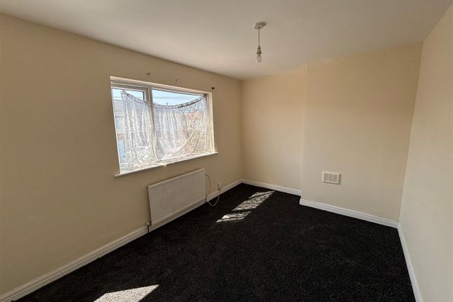 7, Barnett Road, Willenhall photo 5