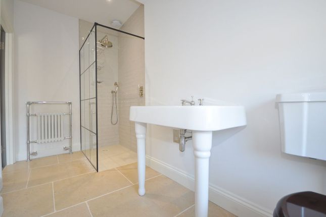 19, York Street, Cheltenham photo 4