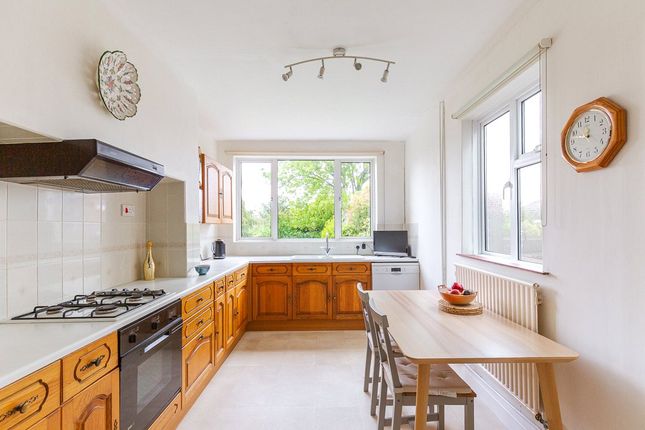 21, Rylestone Grove, Bristol photo 3