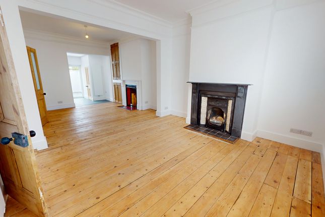6, All Saints Terrace, Cheltenham photo 3