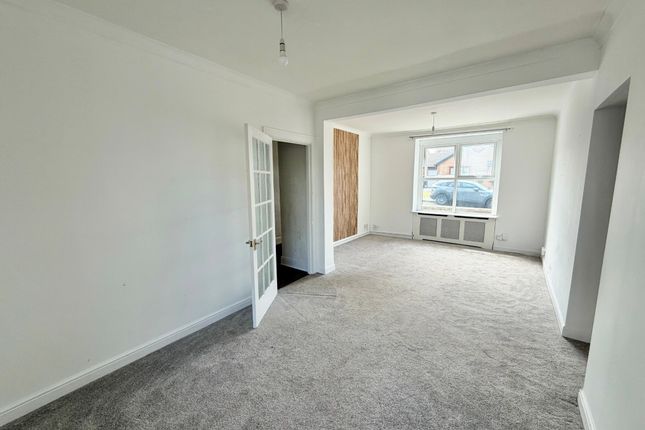 8, Whitley Road, Swansea photo 2