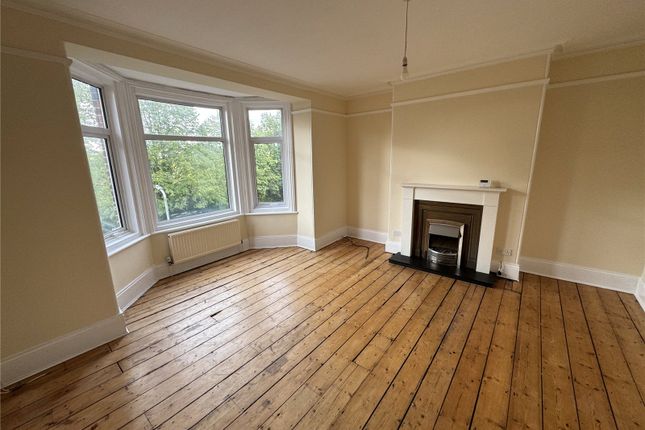 Flat 2, 9, Blackall Road, Devon photo 2