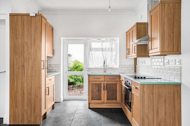 20, Victoria Retreat, Cheltenham photo 4