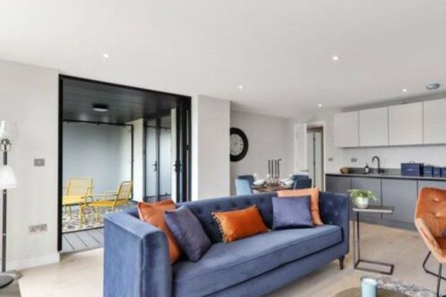 Flat to rent in Homestead Heights, Tottenham Lane, Hornsey, London