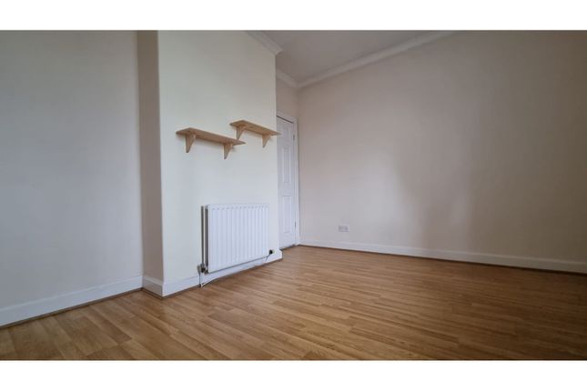 Flat for sale in Newhouse Road, Grangemouth
