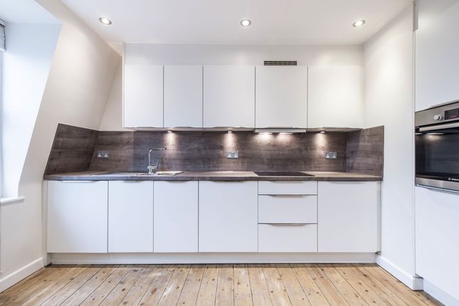 Thumbnail Flat to rent in Brenthouse Road, London
