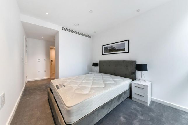 Flat 504, Atlas Building, 145 City Road, London photo 3
