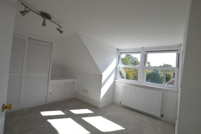 5, Green Street, Sunbury-on-Thames photo 3