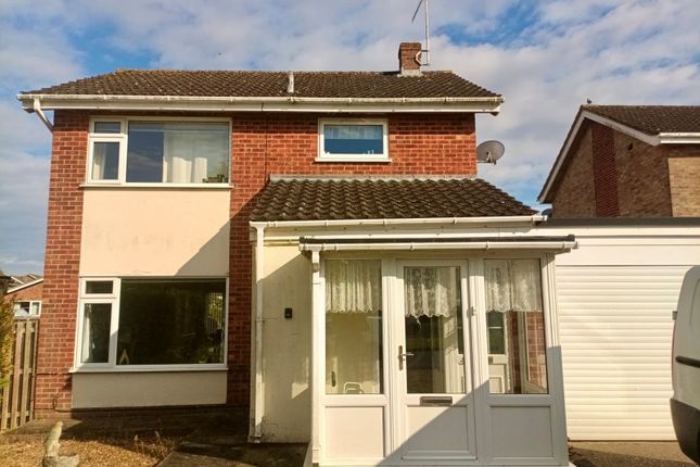 3-bed house on 4, Hazel Avenue, Sheringham, £350,000