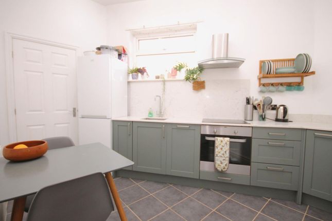 8, Topcliffe Road, Thirsk photo 4
