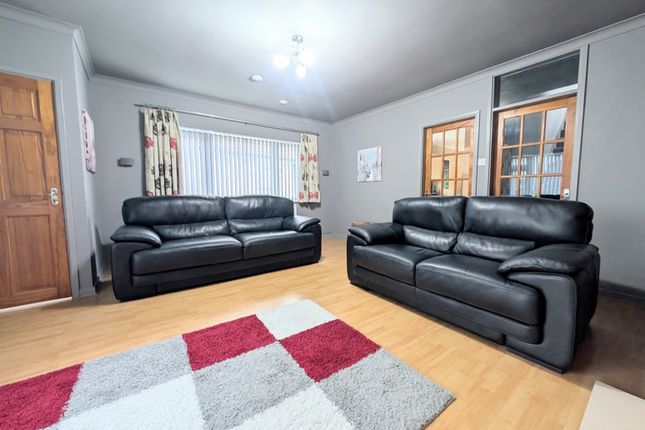 19, Dolithel, Tywyn photo 2
