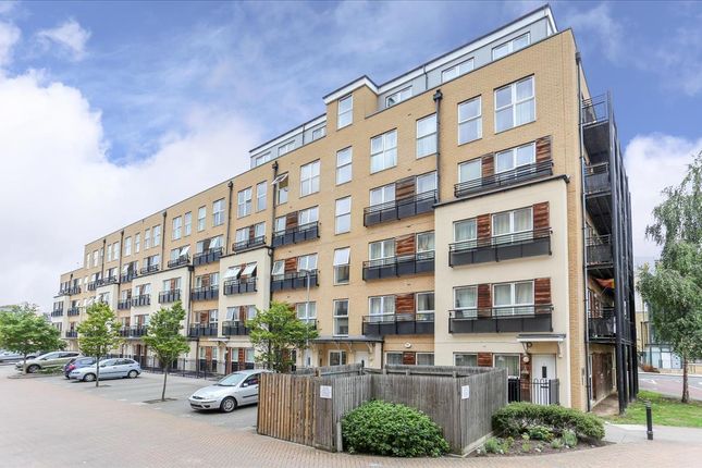 Thumbnail Flat to rent in Greenbank Court, Lanadron Close, Isleworth, Middlesex