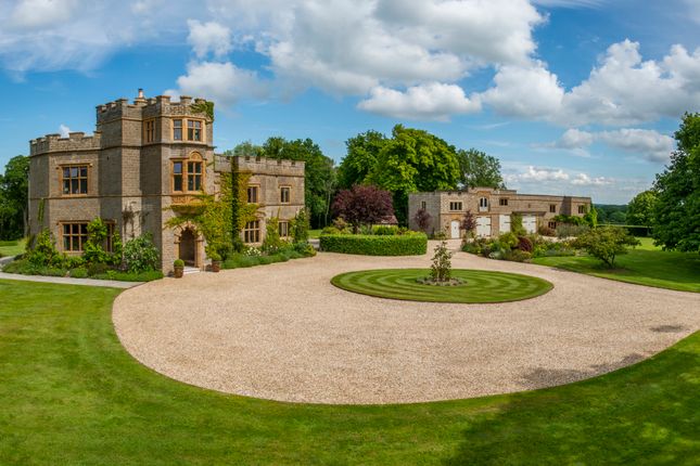 Hilfield Manor