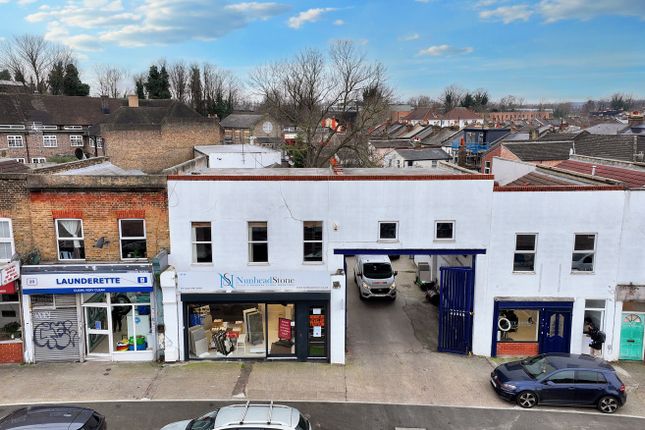 Office to let in Gibbon Road, Peckham