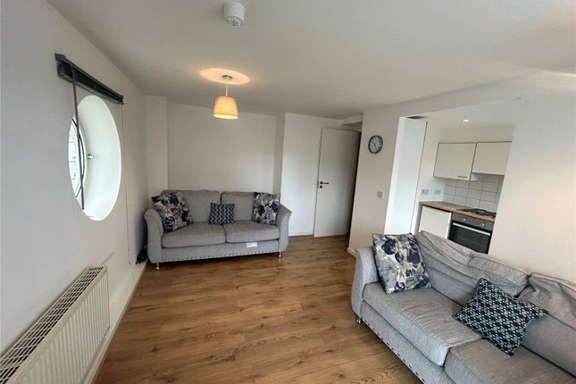 Apartment 157, 6, Royal Quay, Merseyside photo 2