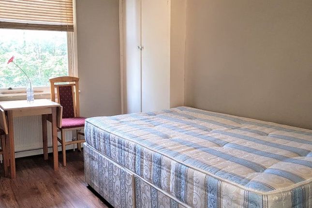 Room to rent in Lanhill Road, Maida Vale